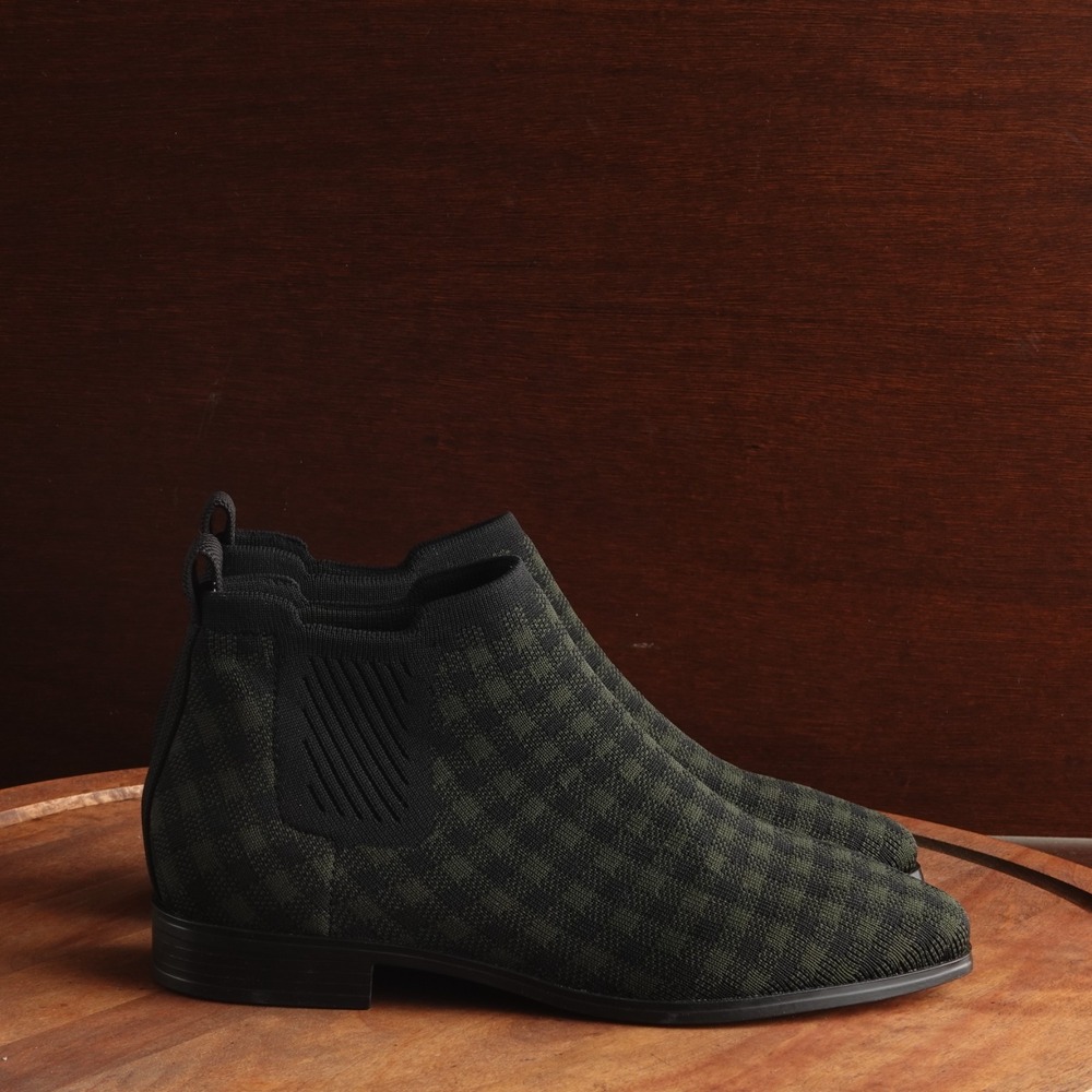 Vivaia Boots WMS SZ EU 40 US 9 BLK Green Plaid Ryan Pro Preppy Comfort Chelsea